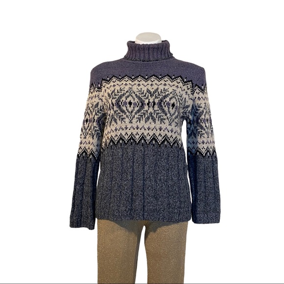 Vintage Cableknit Turtleneck Sweater - Picture 2 of 4